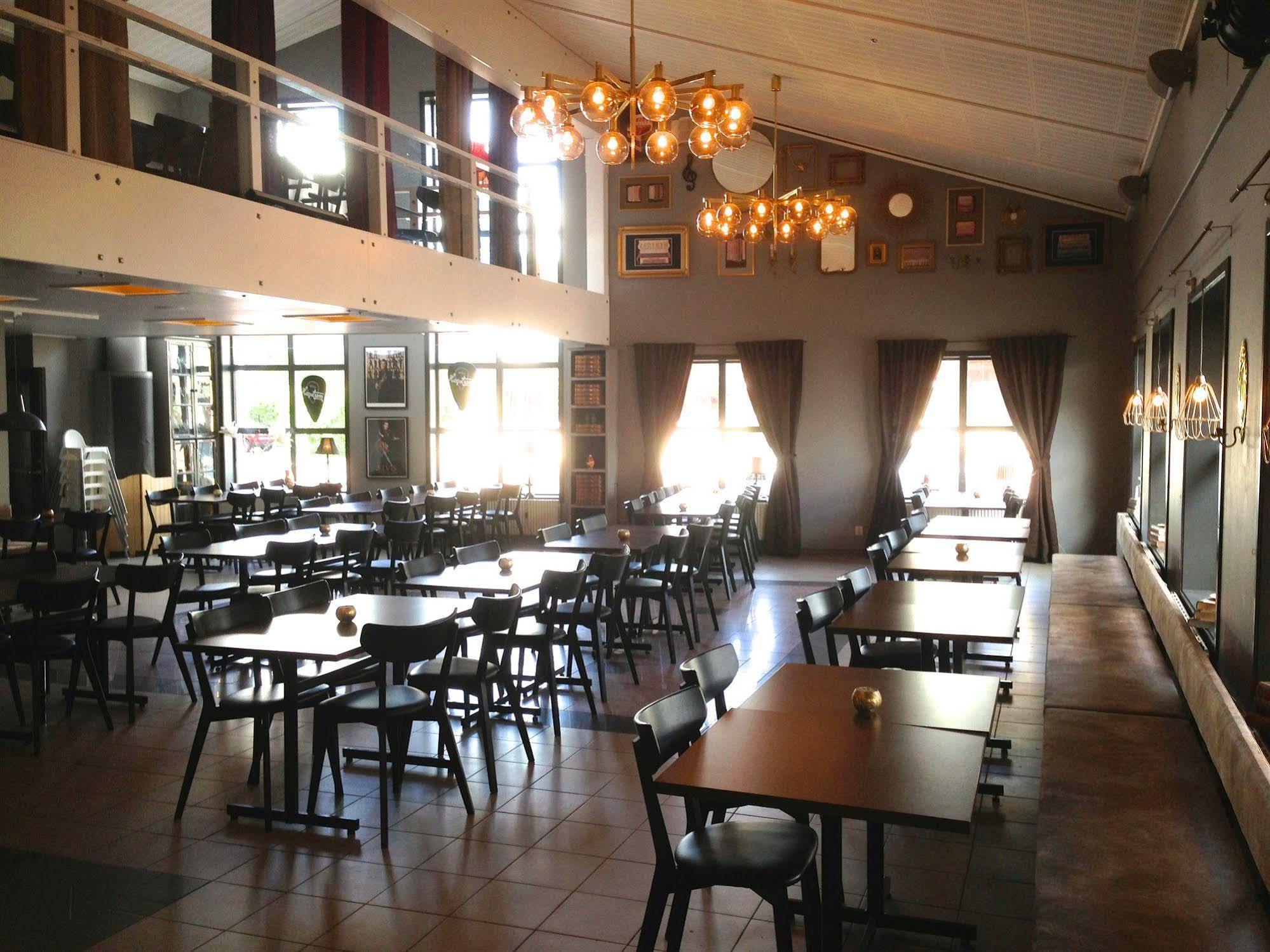 Hotell Aelvdalen Dış mekan fotoğraf